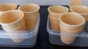 С праздником 8 марта!
Всем сладкого мороженого.