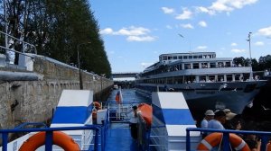 Рыбинск. Прогулка по Волге со шлюзованием и выходом в Рыбинское море