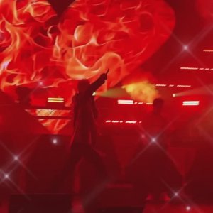 Великолепный... неподражаемый... и это всё ОН...