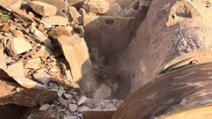 Строительство. дробление щебёнки