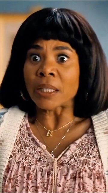 Ну ты как бомжиха😱#ОченьСтрашноеКино #кино #shorts_1080p