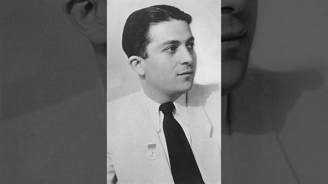 Раши́д Меджи́д оглы́ Бе́йбутов- тенор