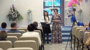 Прорастая сквозь асфальт. Людмила Завричко и Екатерина Гладких