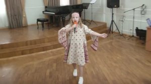 "Музыка-река" (А.Петряшева) -поёт Ульяна ШМАТКОВА