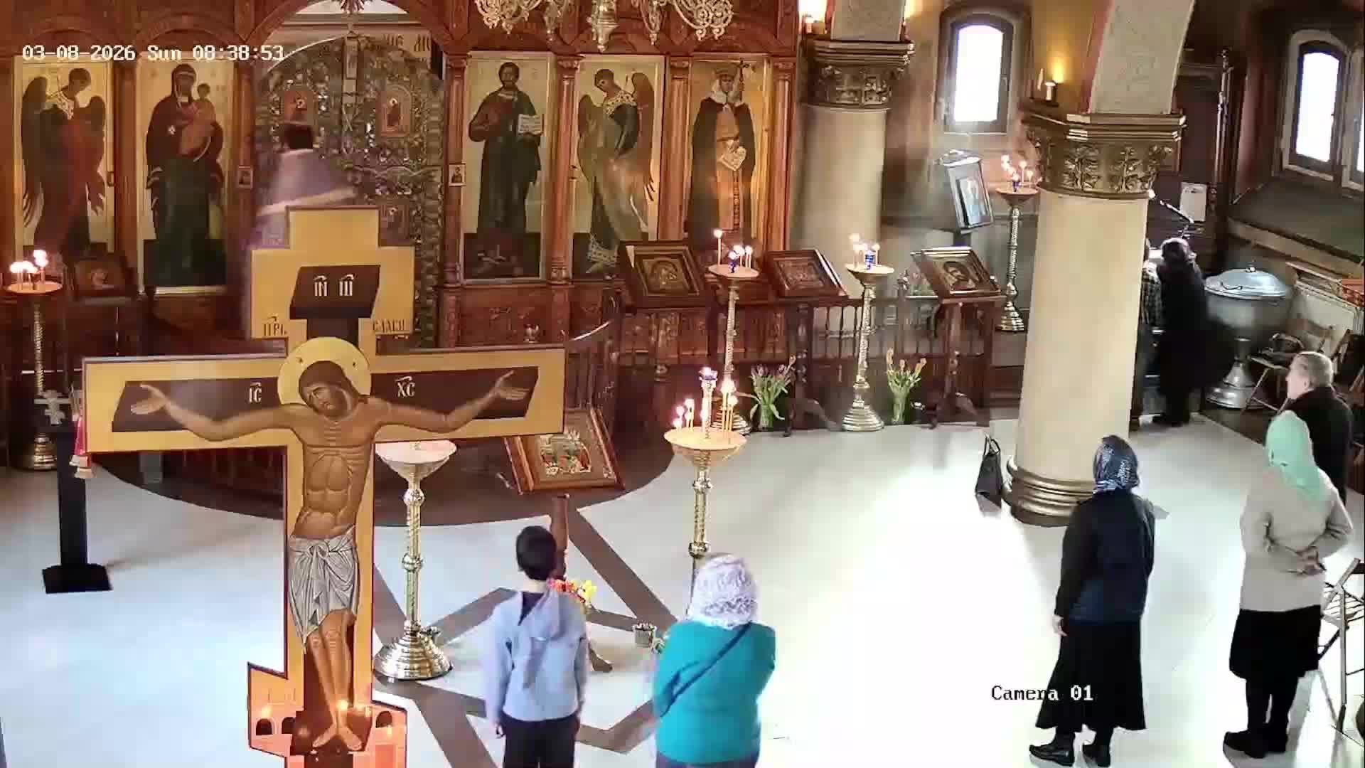 Божественная литургия. Неделя 2-ая Великого поста. Свт. Григория Паламы 08.03.2026 смотреть онлайн