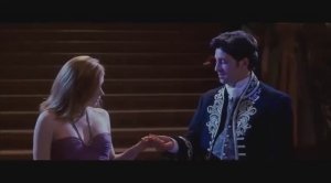 песня "Так близко" фильм "Зачарованная"