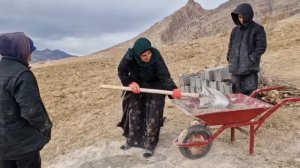 234ч.Трудная, но радостная жизнь: теплые семейные моменты в мире холодных гор