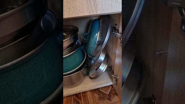 Шкаф-комод для вещей с дверцами
Артикул 276121619 смотреть онлайн