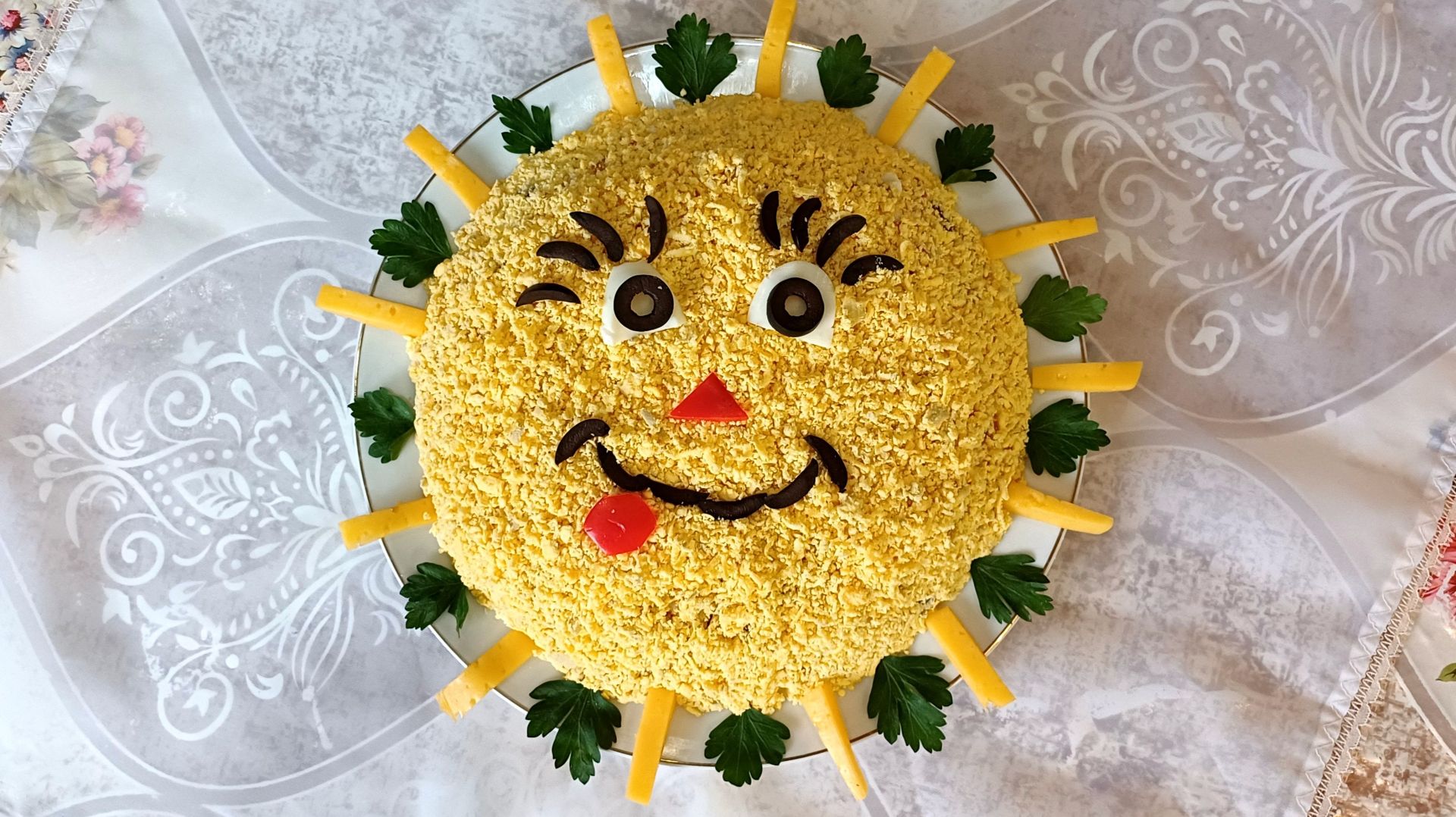 СОЛНЫШКО - ПРИСОЛНЫШКО!!! А это СалаТ!!!🌞🌞🌞🌞🌞