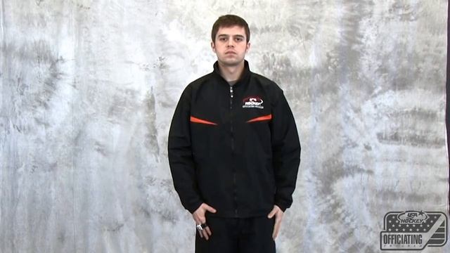 УДЕРЖИВАЮЩИЙ