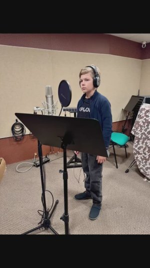 «Крылья» Наутилус исполняет Шпакович Елисей, авторская аранжировка Николай Шелепин.