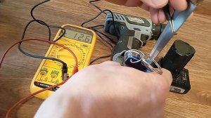 Зарядка для шуруповерта с Озона