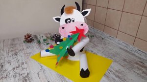 Поделка на новый год из стаканчика сметаны🎄 Просто и красиво!