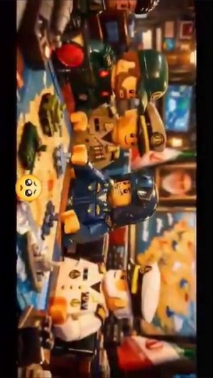 Lego объясняет ситуацию на Ближнем Востоке. В честь памяти 168 девочек из школы в Минабе. #Lego #сит