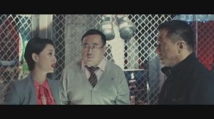 Полицейская история 2013: В осаде: Чжун попал в клетку с заложниками