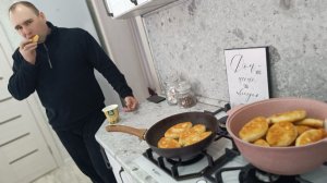 БЕССОВЕСТНЫЕ/РЫНОК В ДЕРЕВНЕ,МУЖ ОДЕТ/ОБОШЛОСЬ БЕЗ СКАНДАЛА/