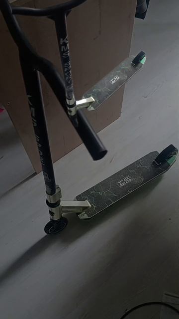 Эдит про самокат