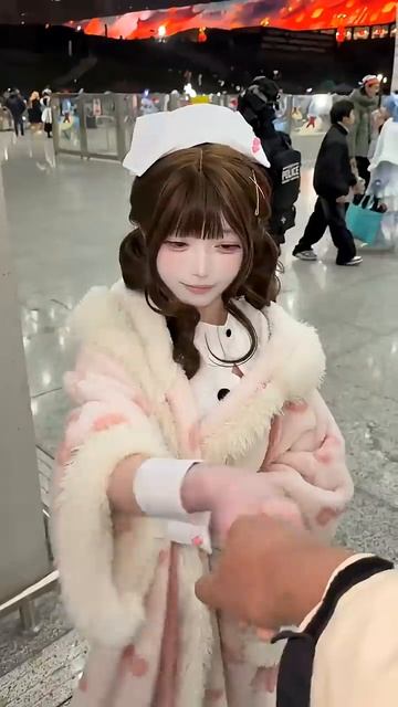 Какая косплеерша тебе нравится?