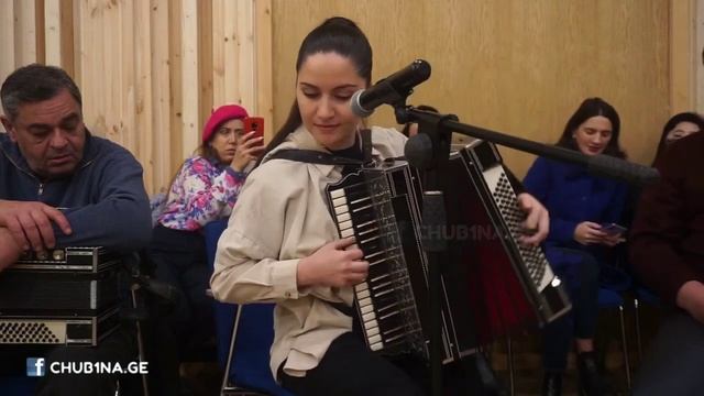 Зарина Гучмазова - Изæр хуымты | Поют Осетины