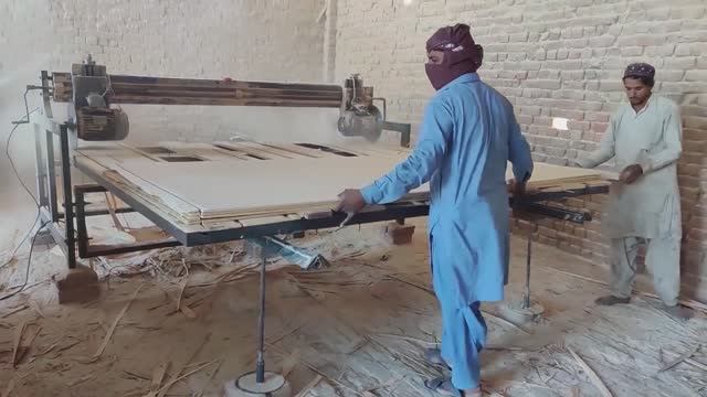 Производство фанеры. Пакистан