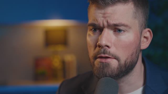 Как ВЛЮБИТЬ В СЕБЯ девушку,  которая тебя НЕ ЛЮБИТ?