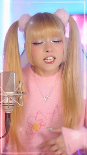 Постучалась в дверь