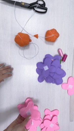 Сшила реквизит для детского праздника