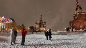 Москва ночью зимой выглядит нереально красиво ❄️ прогулка по центру
