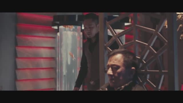 Полицейская история 2013: В осаде: "Моя цель - это ты"