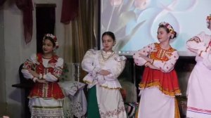 2026 г. 7 марта праздничный концерт поют образцовый хор казачата
