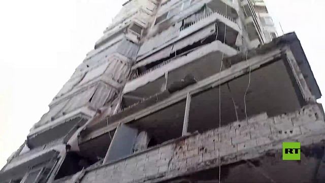 نيران مشتعلة وركام ومبان متضررة جراء قصف إسرائيلي على الضاحية الجنوبية لبيروت