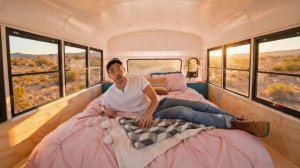 Эпизод 2.Купил старый автобус и сделал спальню мечты в этом эпизоде! Как это вообще возможно