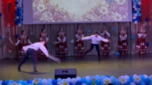 Трюкачи #танец #shorts #танцы #народники #музыка