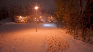 4К АСМР ASMR Прогулка по городу в снегопад хруст снега под ногами Эффект Присутствия  На Телевизор