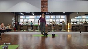 Крутили позвоночник + гантели. 9.03.26 тренировка с Любовью Жуковской