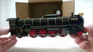 Чёрные паровозики для детей. Вставляем батарейки в мою коллекцию паровозиков. #дети #видеодлядетей