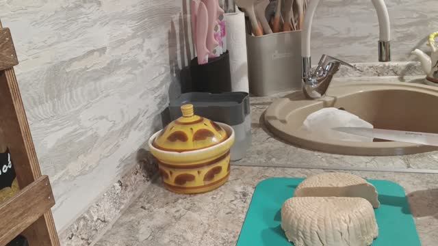 СЫР ИЗ ТОПЛЕНОГО МОЛОКА