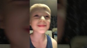 Первый класс против одиннадцатого класса