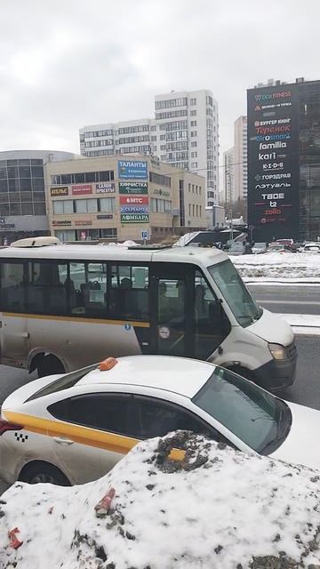 газ ситилайн проезжает мимо, маршрут 1182