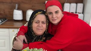 СВЕКРОВЬ РАССПЛАКАЛАСЬ 🥲ПОЗДРАВИЛА  ОБОИХ МАМ С ПРАЗДНИКОМ🪻🪻🪻🪻