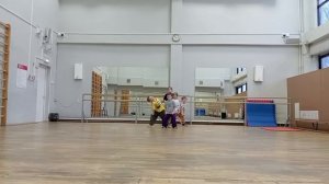 Роберт танец