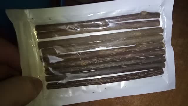 Палочки для кошечек