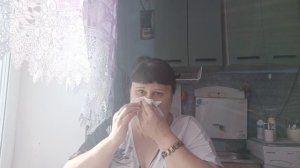 Слов нет, одни эмоции😀Жаба квакает,крыса караулит, сама себе пишет и тут же отвечает. Стареет🤣