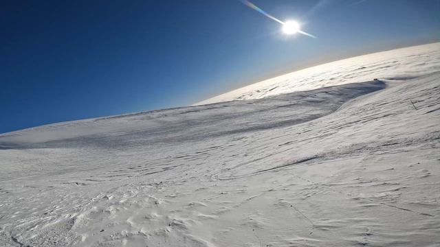 Захватывающие виды на снежные горы | Сноубординг в Хибинах, Россия