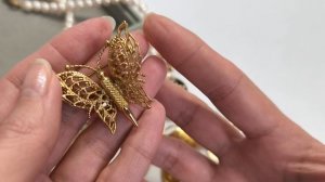 231. Мульти-локет от Coro, антикварные броши, Monet и другая винтажная красота