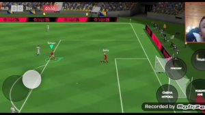 играю игру футбол