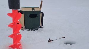 Трудовая рыбалка на окуня с мормышкой