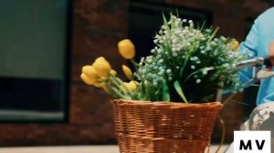 🌸  Дарите женщинам цветы — клип, который трогает сердце! 💐