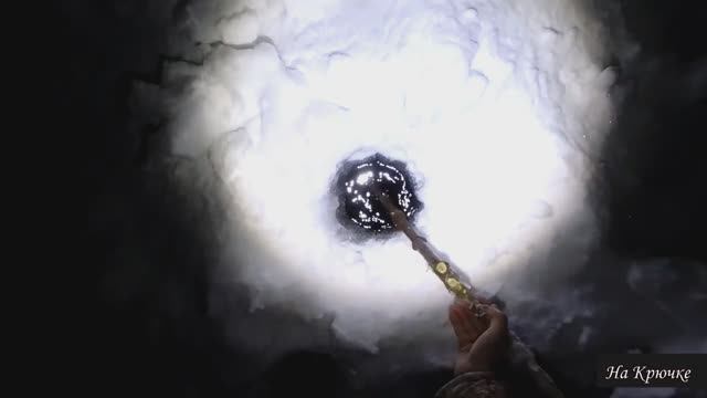 Налим на живца зимой. 6 сезон. 5 серия. (Тычки со льда на налима)