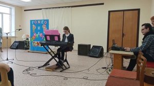 Ю. Шатунов и А. Картавцев "От белых роз" из реп. Ю. Шатунова